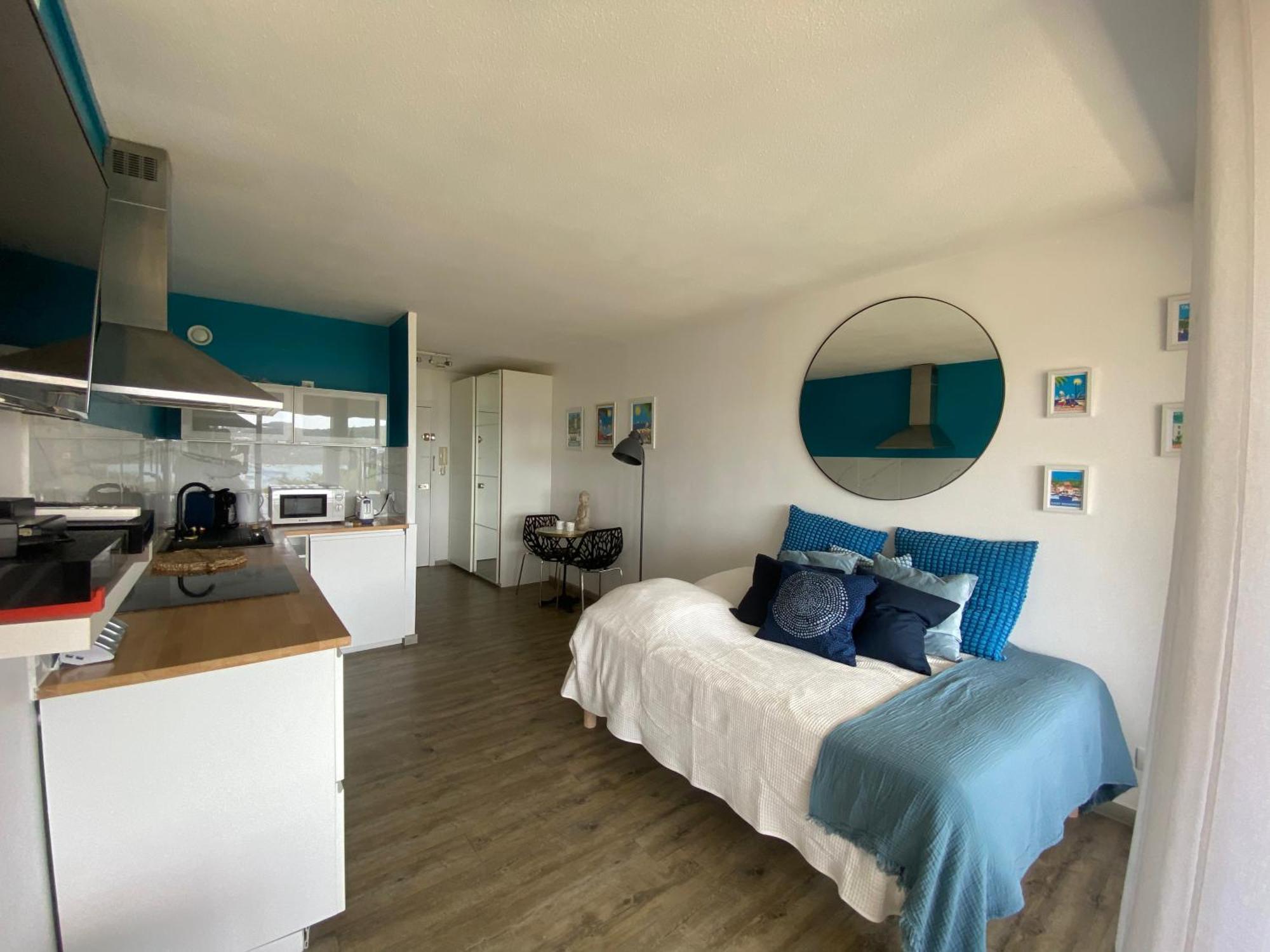 Studio Avec Vue Mer Et Terrasse La Seyne-sur-Mer Εξωτερικό φωτογραφία